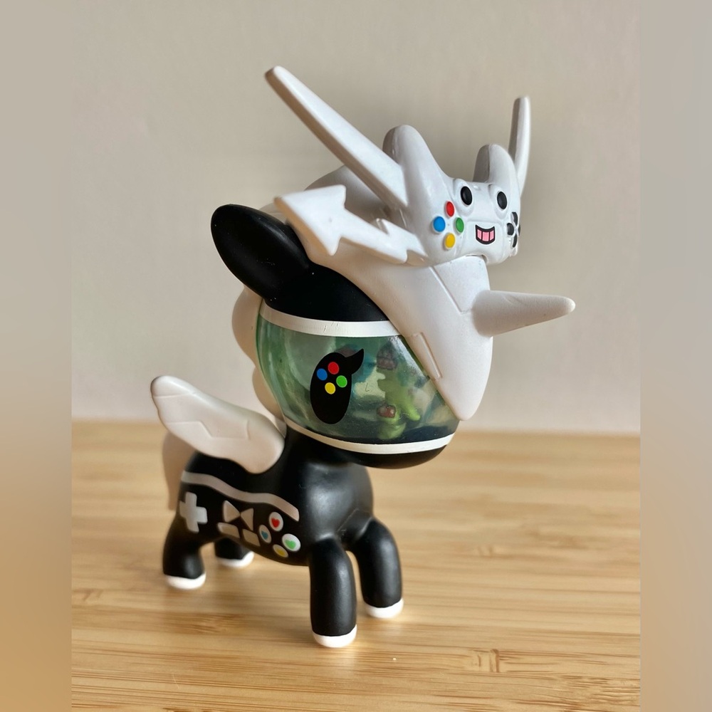 Tokidoki Unicorno Series 11 Gamer Girl